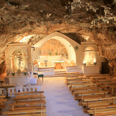 Grotta 2 Chiesa Di San Michele In Monte Laureto